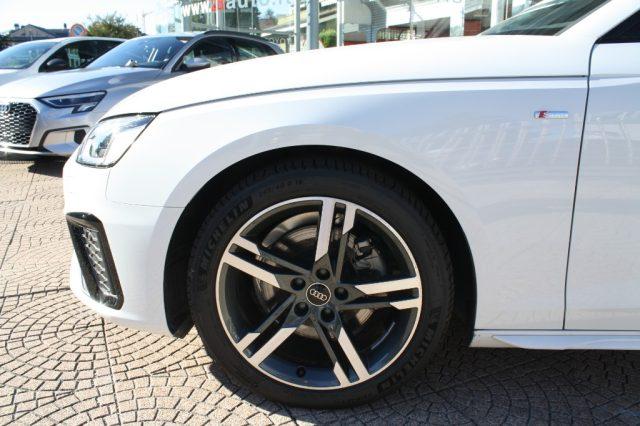 AUDI A4 30 TDI/136 CV S tronic S line edition
