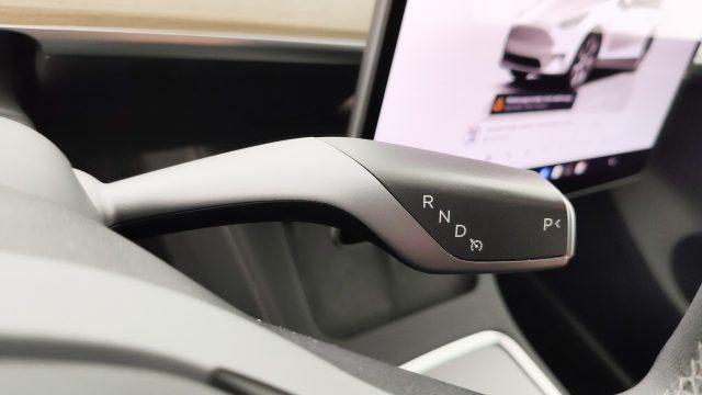 TESLA Model Y RWD