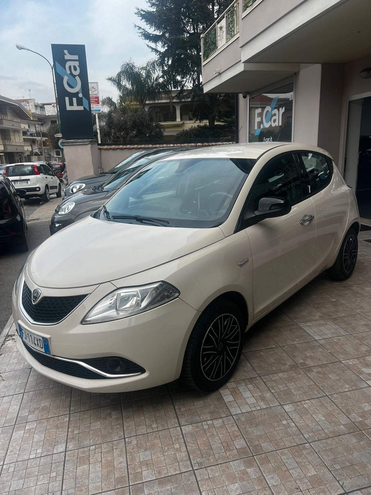 Lancia Ypsilon 1.3 MJT 16V 95 CV 5 porte S&S Gold