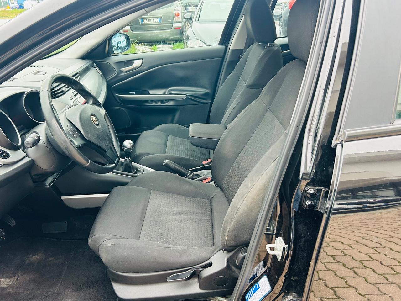 Alfa Romeo Giulietta 1.6 JTDm-2 105 CV Exclusive