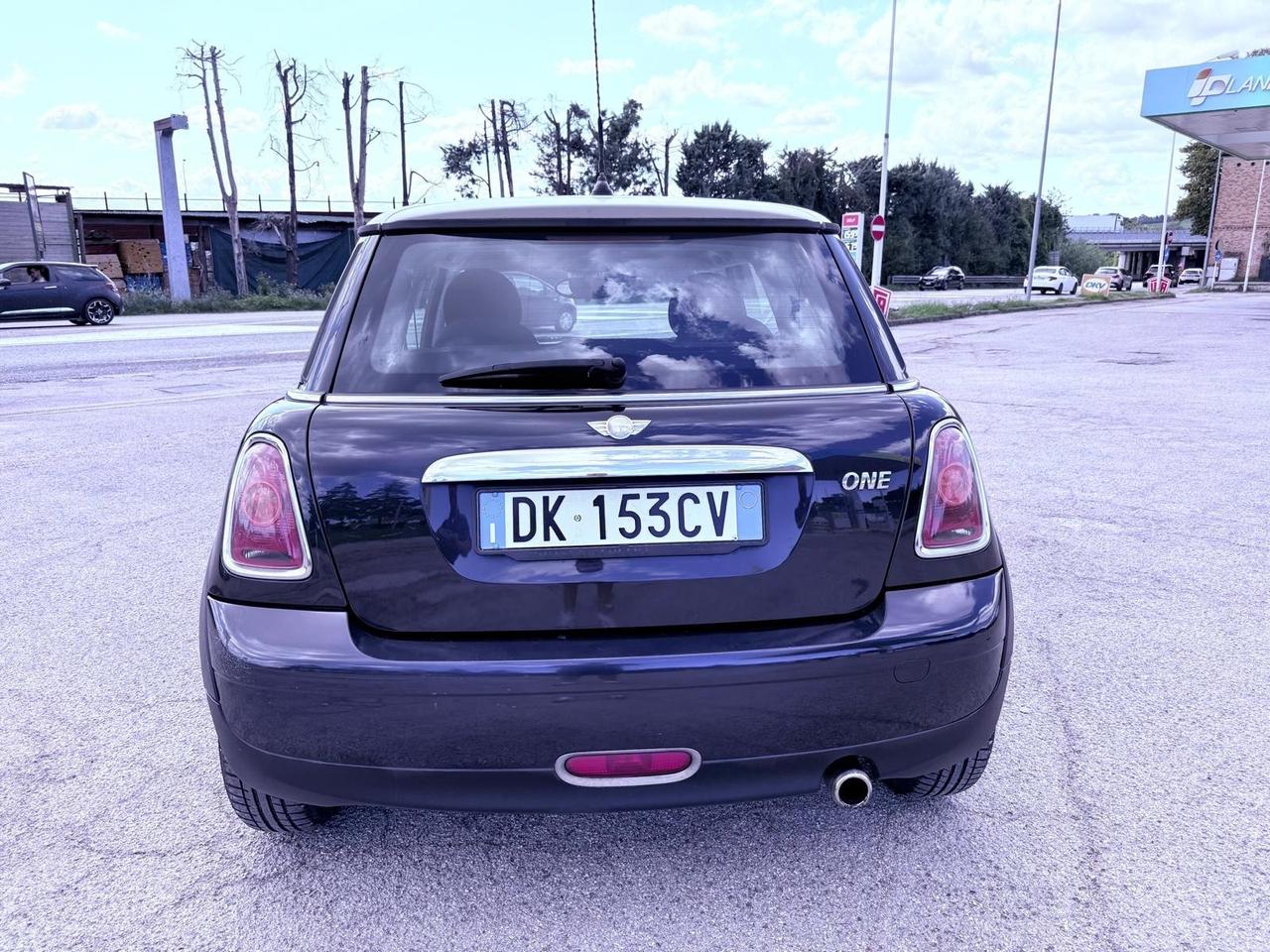 Mini 1.4 16V One Ok neopatentati