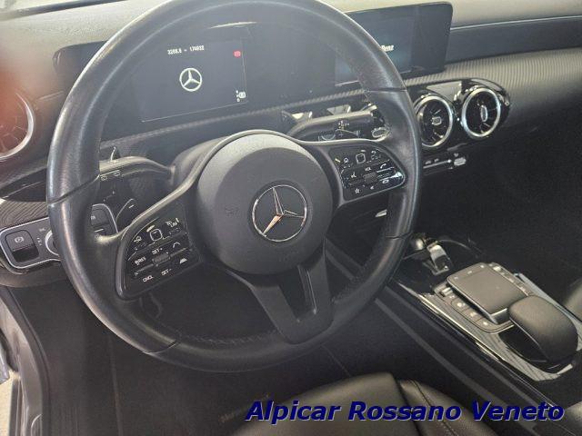 MERCEDES-BENZ A 180 d Automatic EDITION Premium