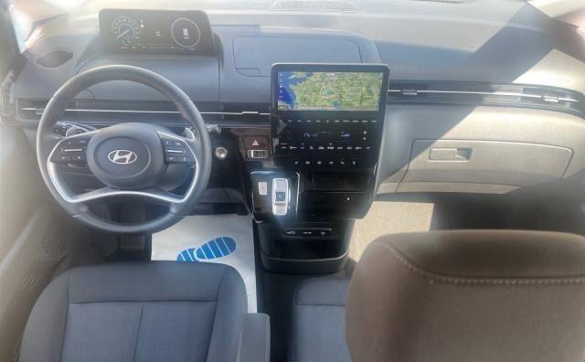 HYUNDAI Staria 1.6 HEV AT 2WD 9 posti + IVA