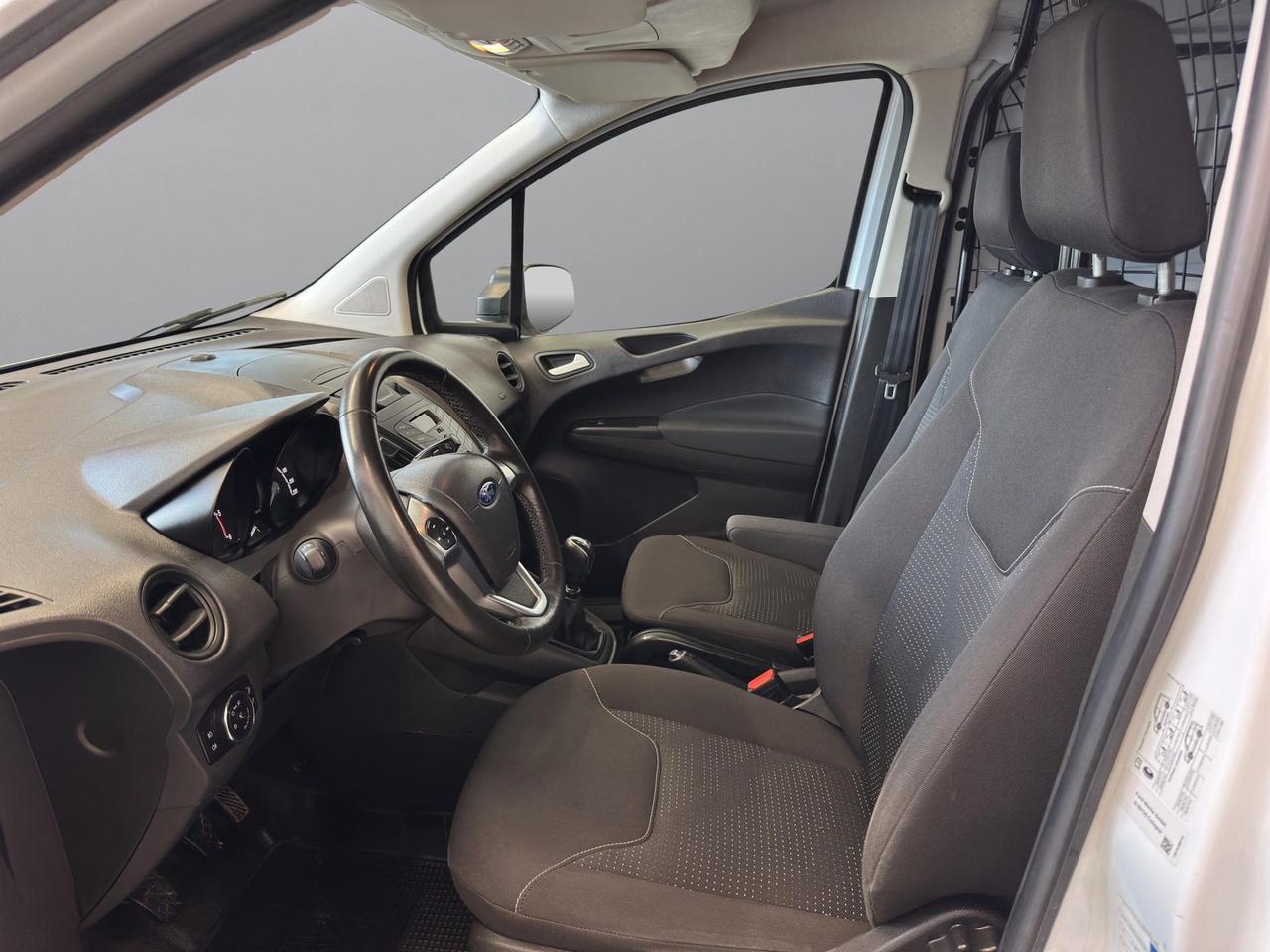 Ford Transit Courier 1.5 tdci 100cv S&S Titanium