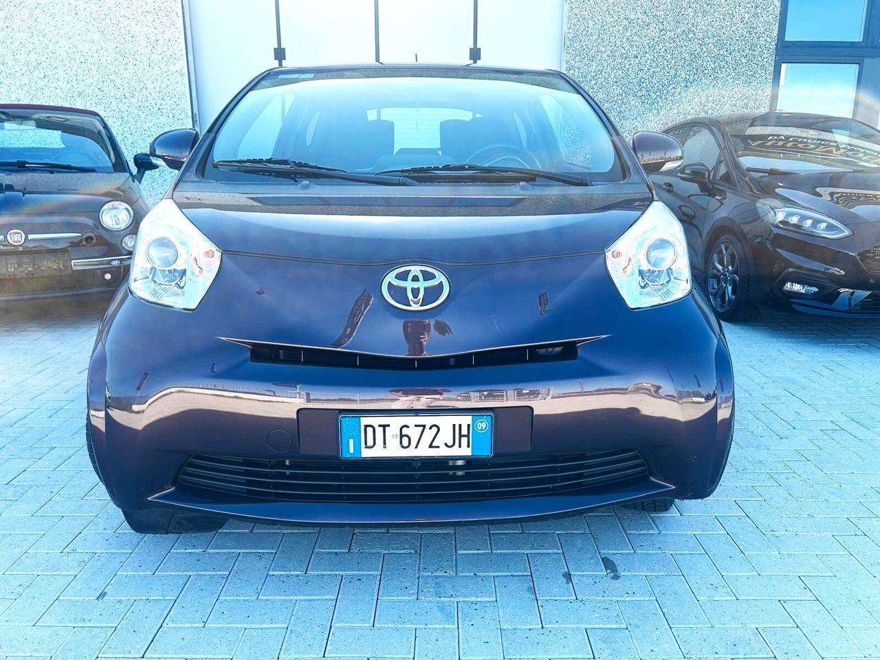 Toyota iQ 1.0 Multidrive