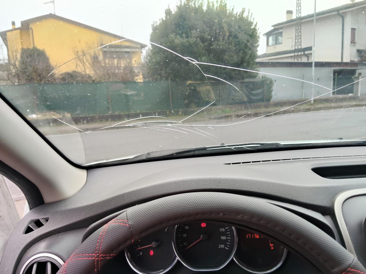 Dacia Sandero 1.2 16V GPL 75CV