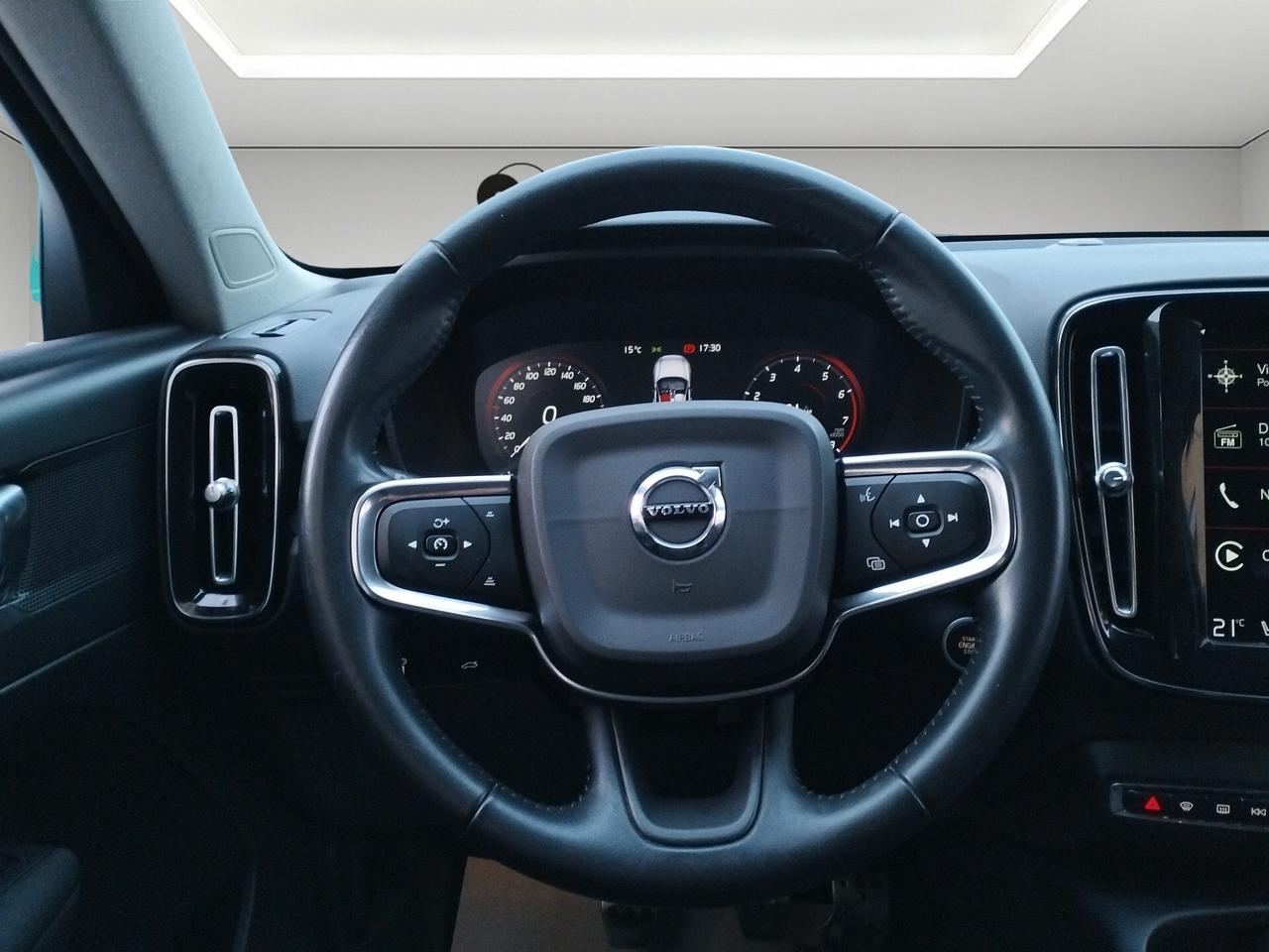 Volvo XC40 1.5 t2 Momentum Pro my21