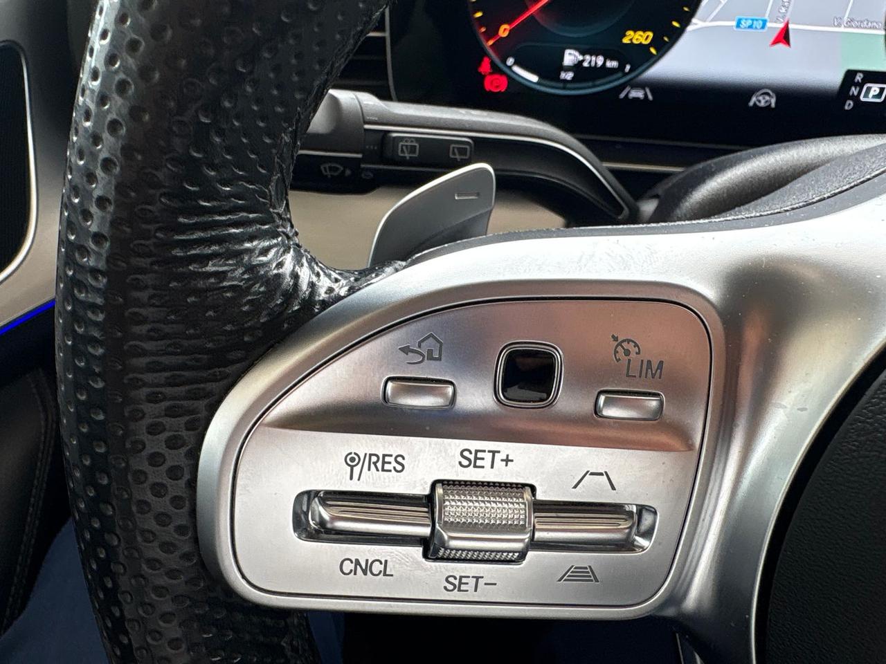 Mercedes-Benz GLE 300 Premium Plus #50848