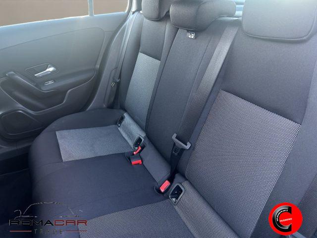 MERCEDES-BENZ A 250 e hybrid EQ Business