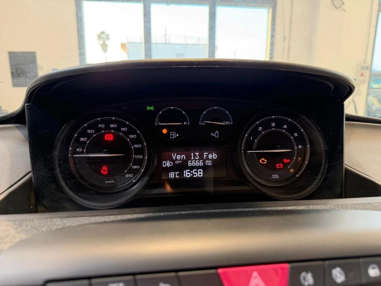 Lancia Ypsilon 1.0 FireFly 5 porte S&S Hybrid Silver Plus