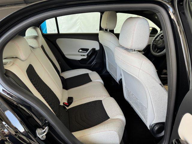 MERCEDES-BENZ A 180 d Automatic Premium diesel