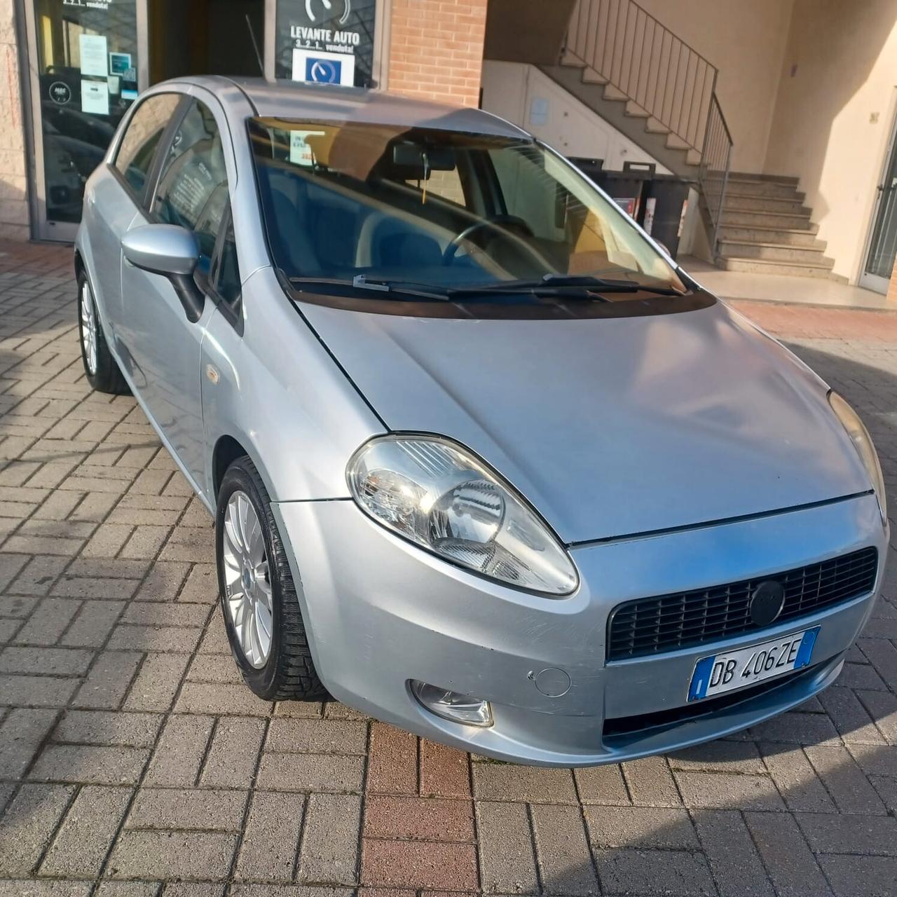 CONSUMI IRRISORI GRANDE PUNTO 1.3 MJTD NEOPATENTATI