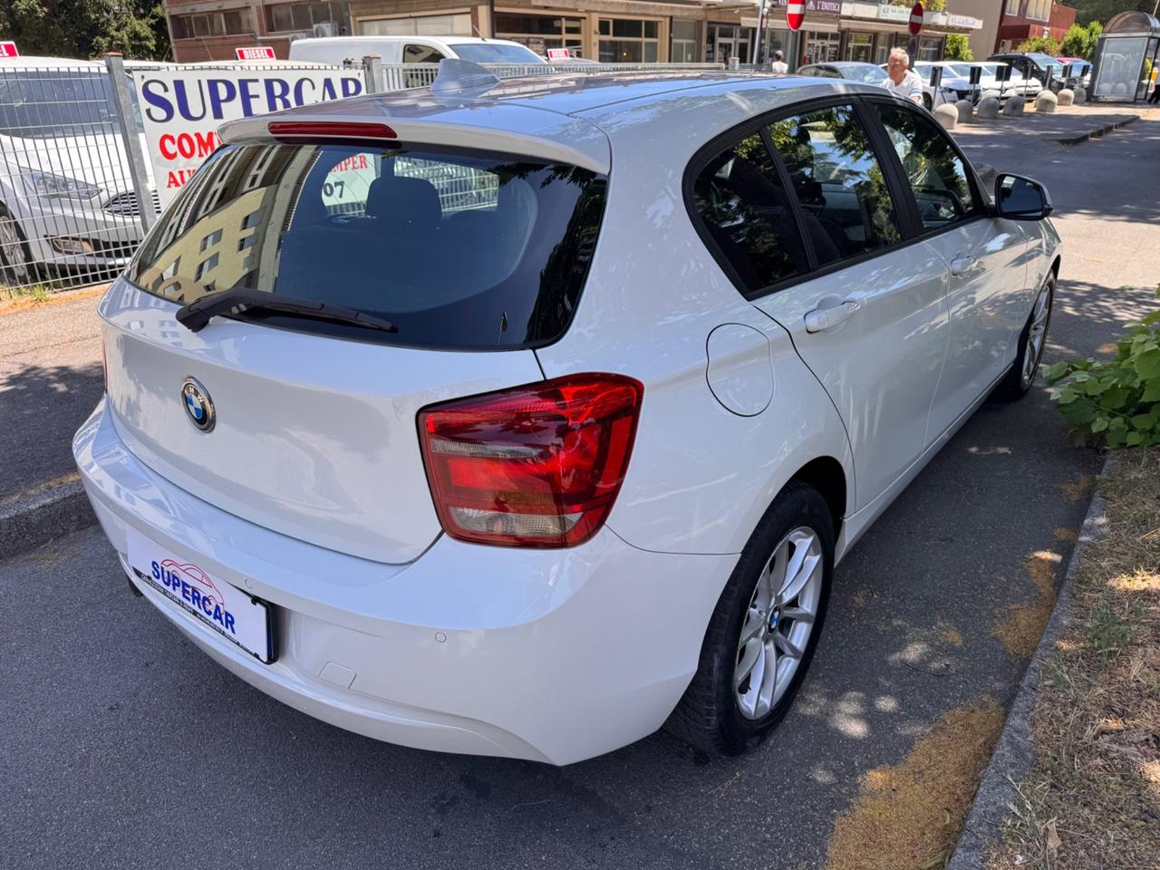 Bmw 116 116d 5p. Neopatentato garanzia 12 mesi