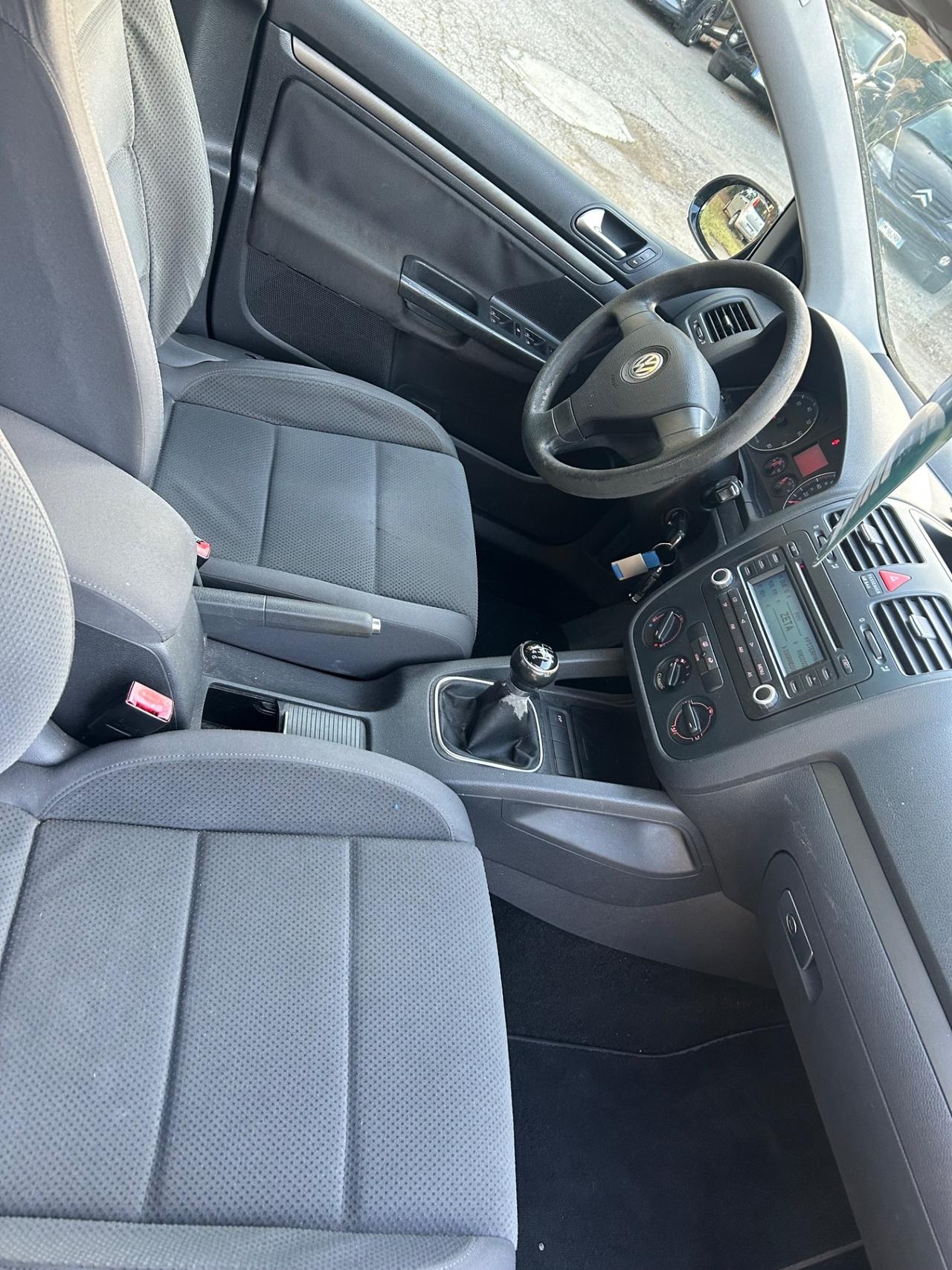 Volkswagen Golf 1.6 5p. Comfortline