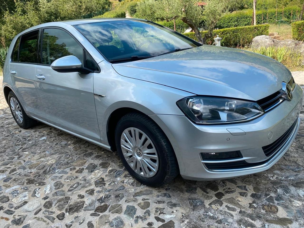 Volkswagen Golf LOUNGE1.6 TDI 110 CV