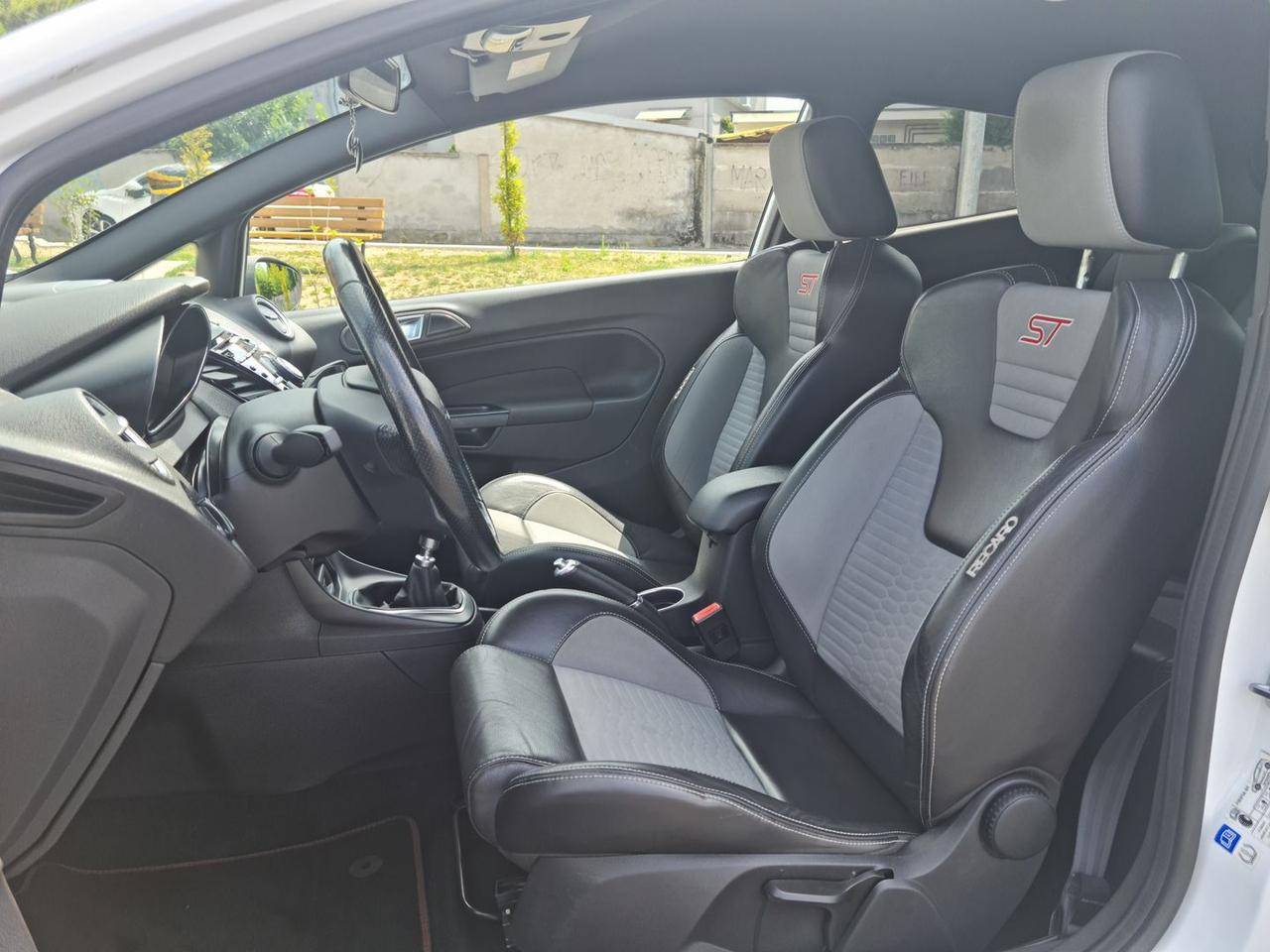 Ford Fiesta ST 1600 ECOBOOST INDIVIDUAL #6330