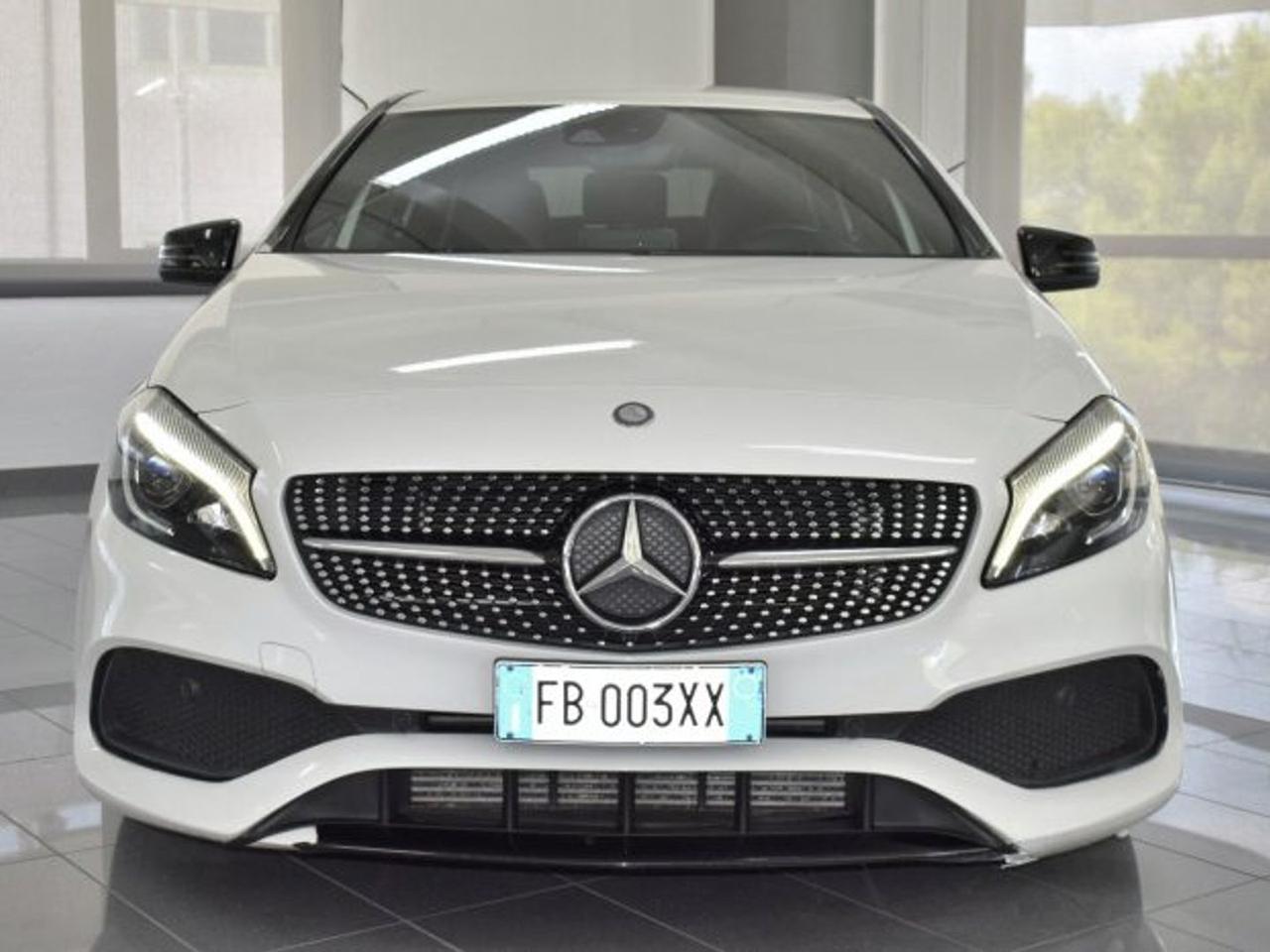 Mercedes-Benz A 200 Premium A 200 D