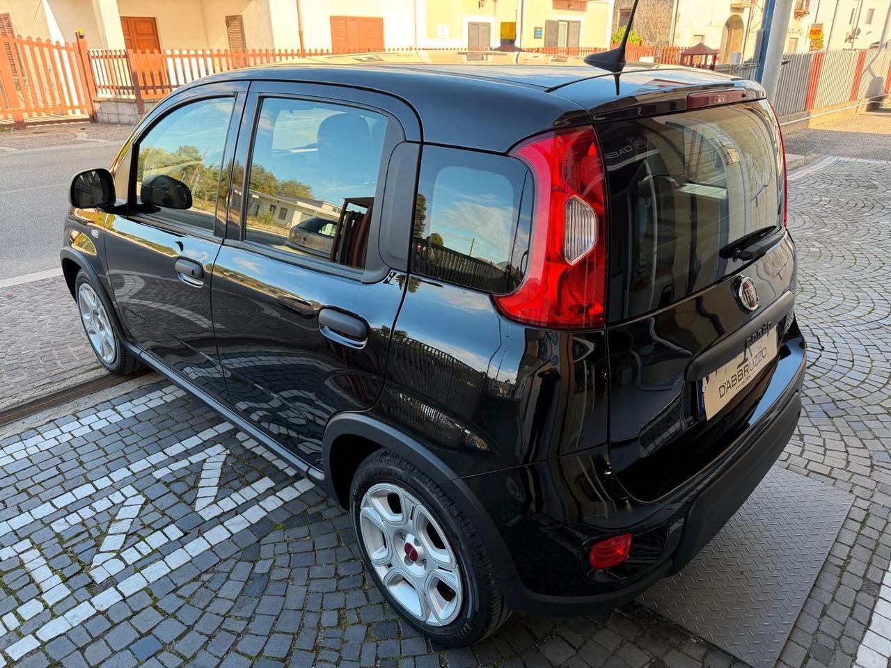 Fiat Panda 1.0 70CV S&S Hybrid Pandina