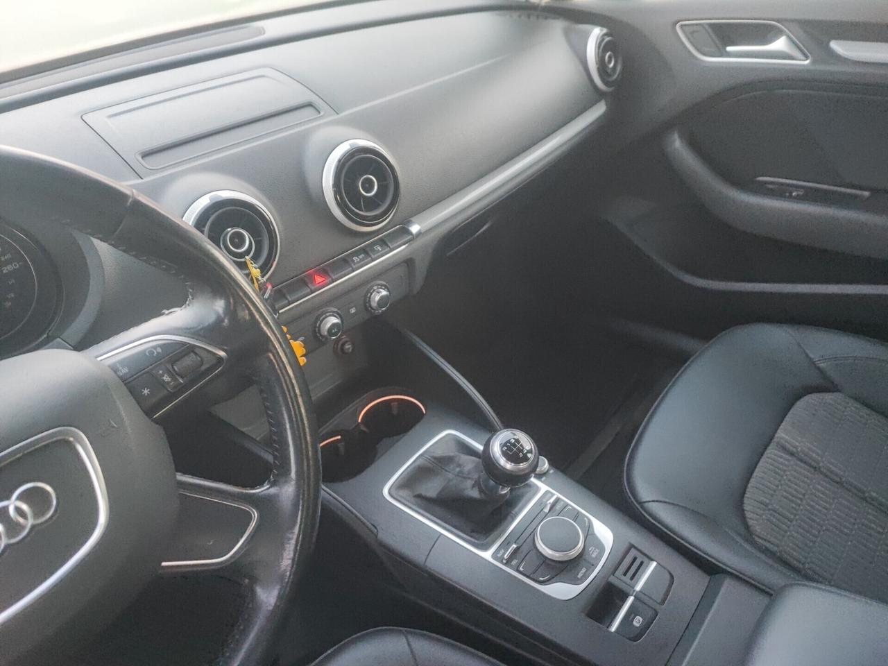 Audi A3 SPB 1.6 TDI clean diesel Ambition