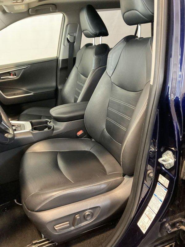 Toyota RAV4 2.5 HV 222v E-CVT Lounge 4WD