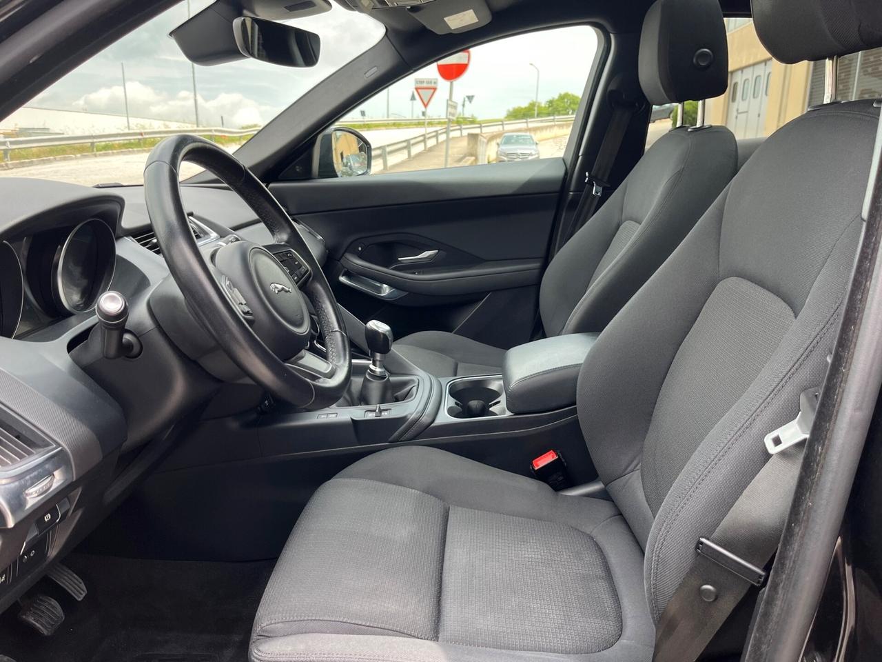 Jaguar E-Pace 2.0D 150 CV R-Dynamic