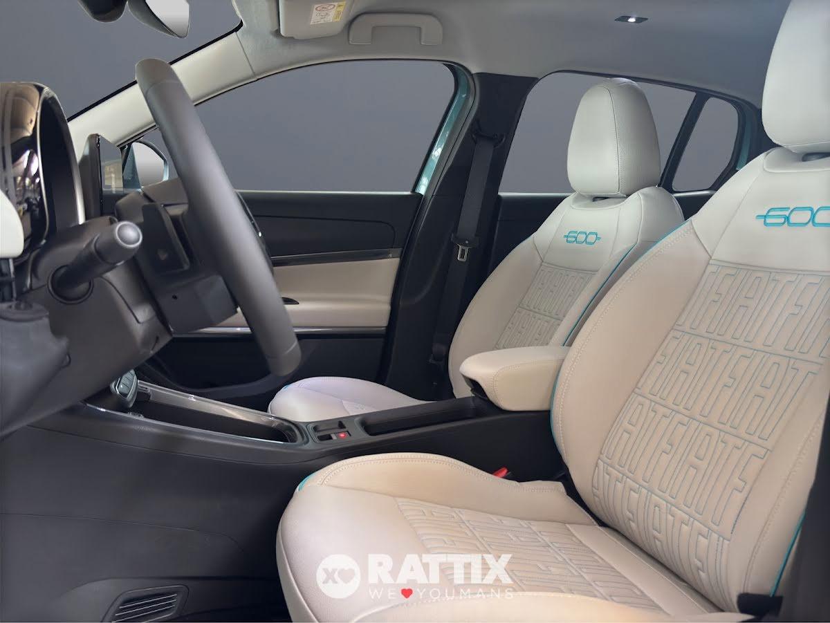 Fiat 600 1.2 hybrid 145CV La Prima II auto