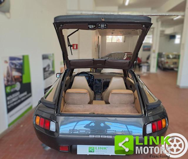 PORSCHE 928 S