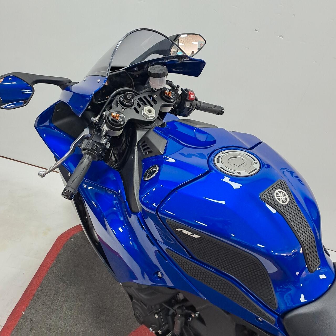 Yamaha YZF R1 *TUA DA 190 euro AL MESE