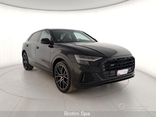 Audi Q8 45 TDI quattro tiptronic Sport