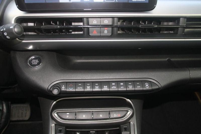 Jeep Avenger e-Hybrid 1.2 MHEV e-Hybrid Turbo Summit