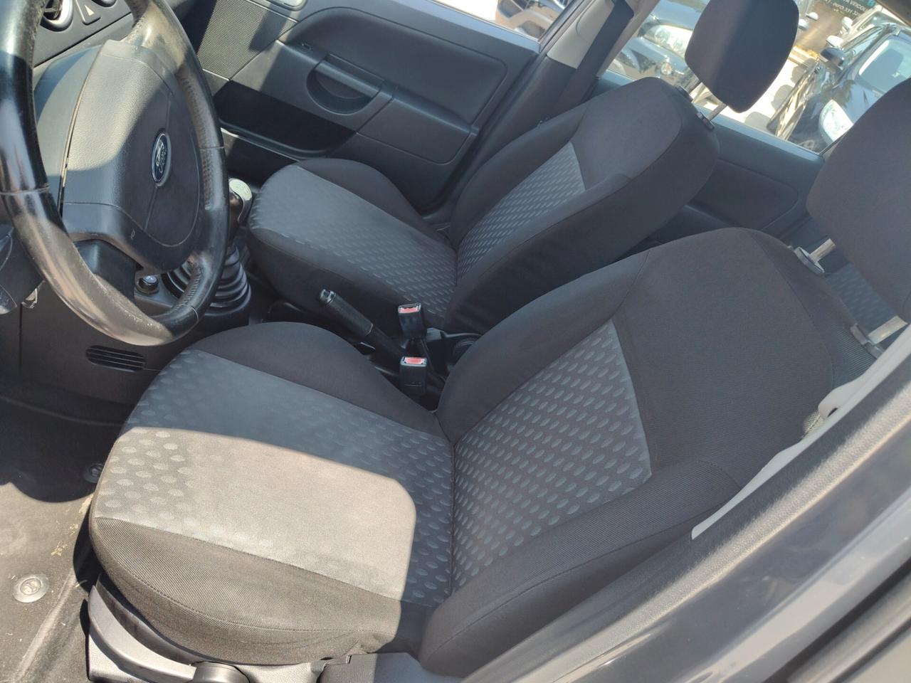 Ford Fiesta 1.4 TDCi 5p. Zetec