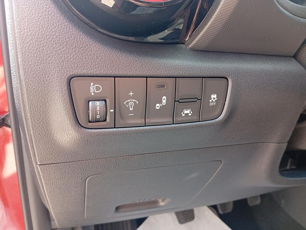 Hyundai Kona 1.6 CRDI 115 CV Xpossible NEOPATENTATI OK