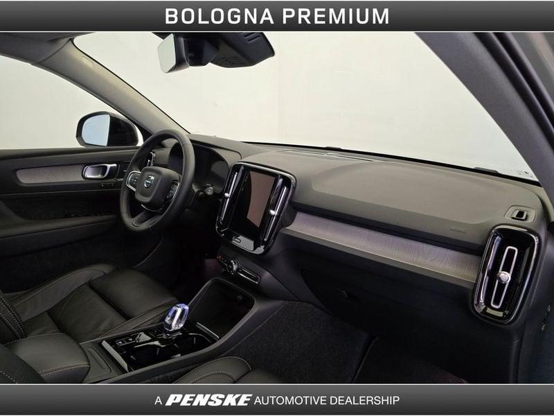 Volvo XC40 XC40 B4 AWD automatico Ultimate Dark