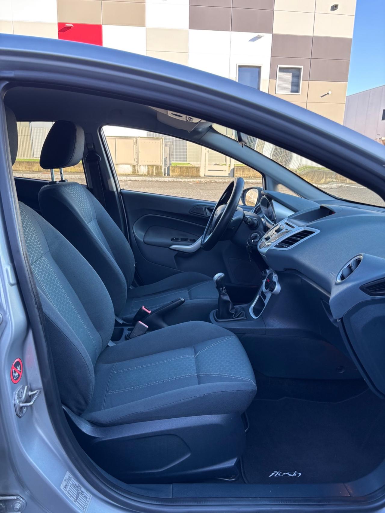 Ford Fiesta 1.4 TDCi 5p. Titanium