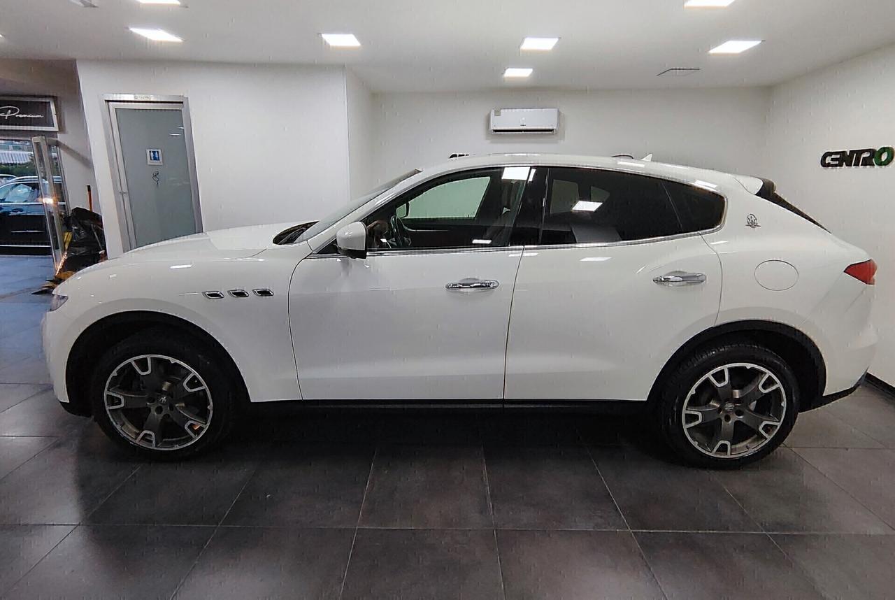 Maserati Levante V6 Diesel 275 CV AWD Gransport CERTIFICATA