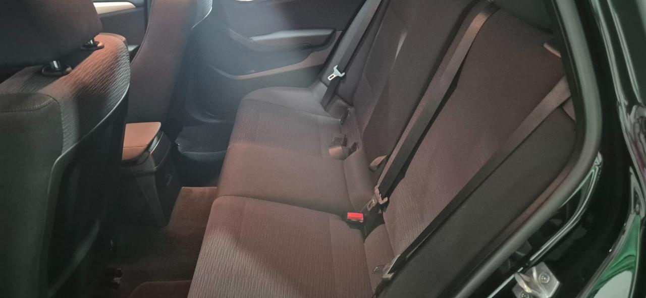Bmw X1 sDrive18d Attiva