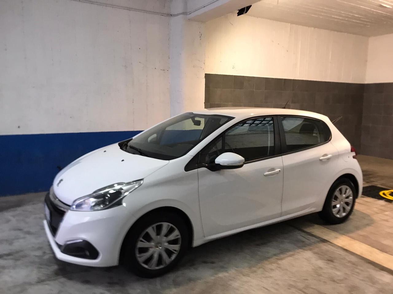 Peugeot 208 BlueHDi 75 5 porte Van Access