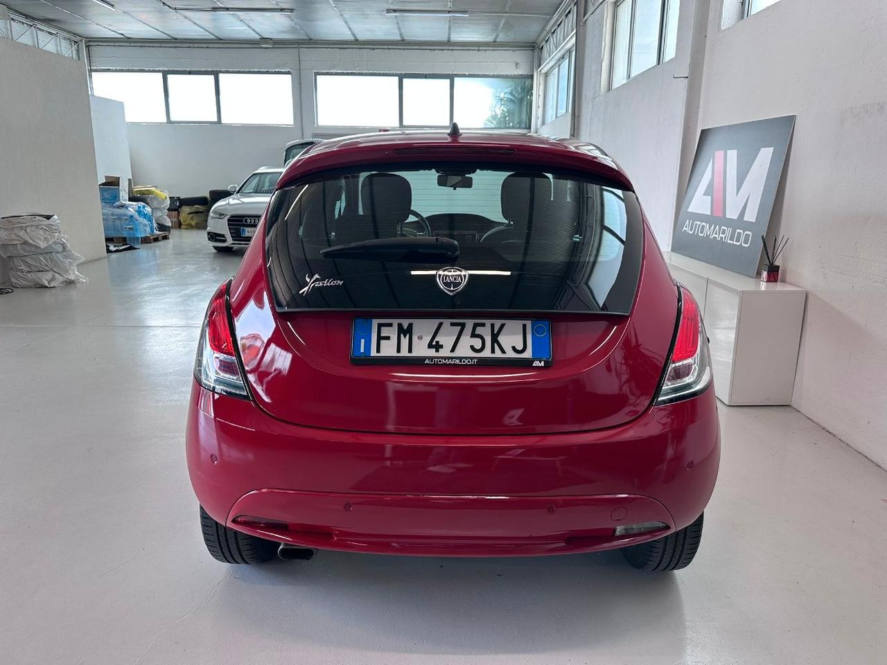 Lancia Ypsilon 5 Porte Ypsilon 1.2 Platinum 69cv my16
