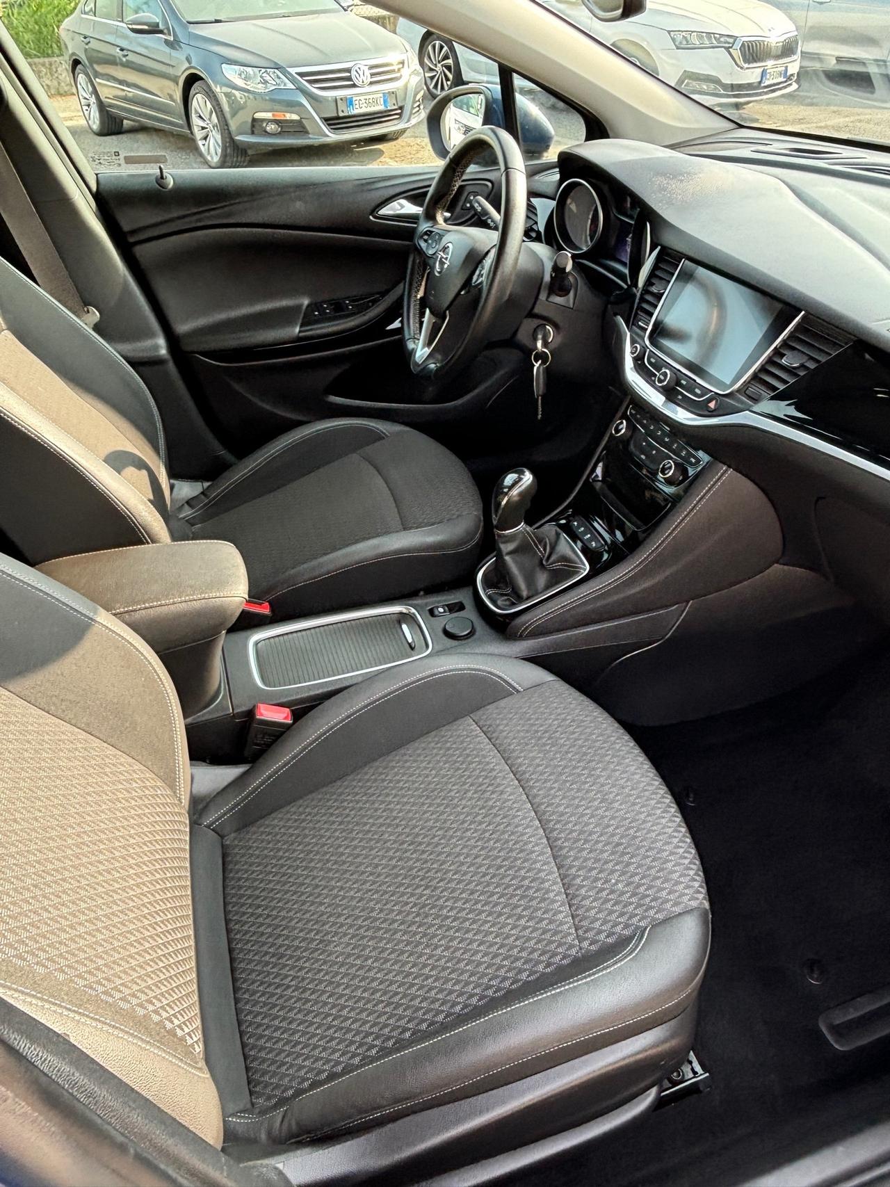 Opel Astra 1.6 CDTi Sports Tourer Innovation - 2018