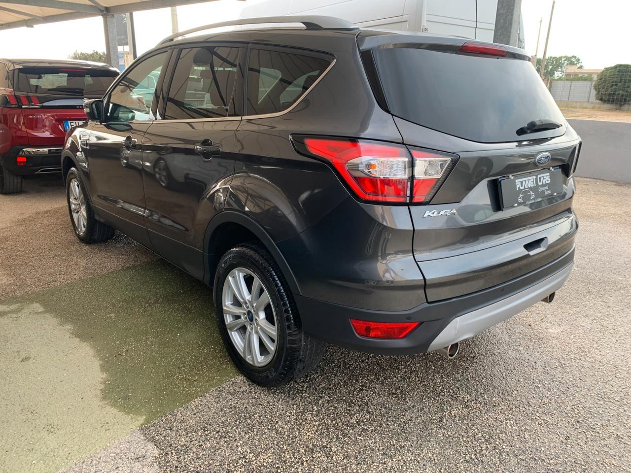 Ford Kuga 2.0 TDCI 120 CV S&S 2WD Powershift Business