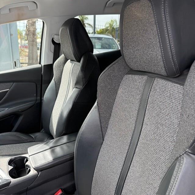 Peugeot 3008 BlueHDi 120 S&S Business