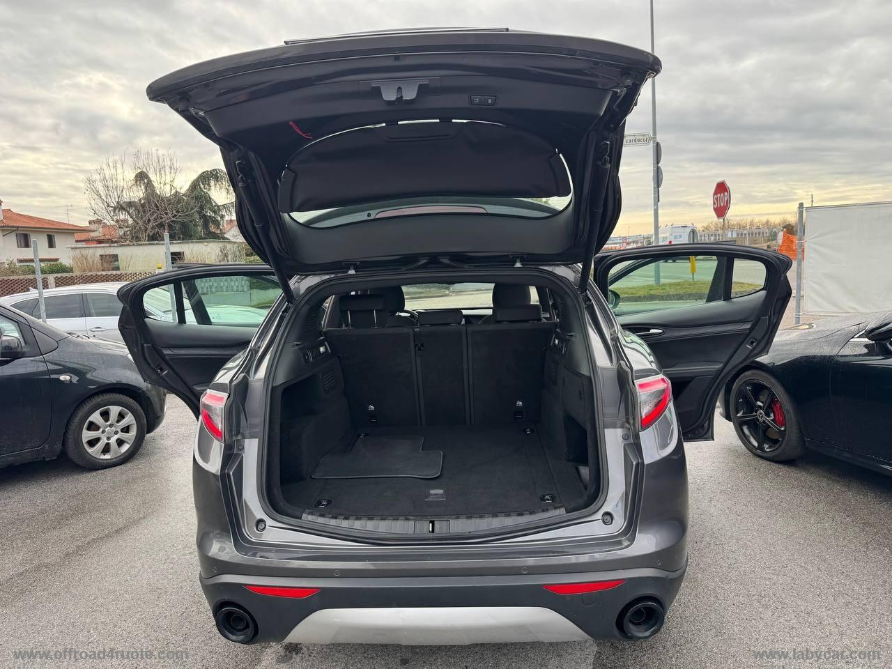 ALFA ROMEO Stelvio 2.2 T.diesel 210 CV AT8 Q4 Super NUOVO MODELLO