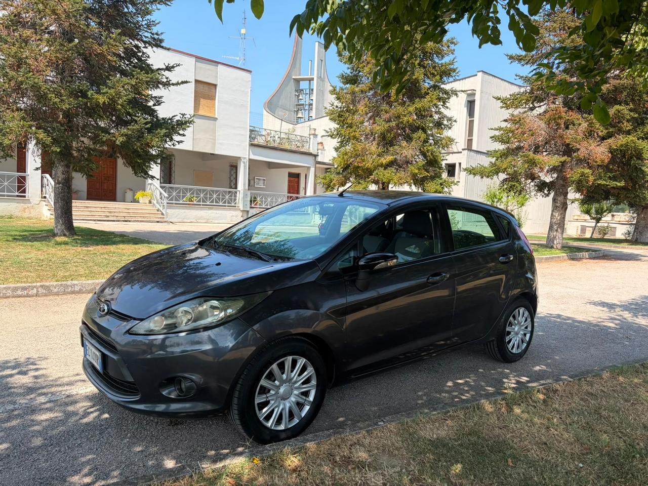 Ford Fiesta 1.4 TDCi accessoriata 5 porte