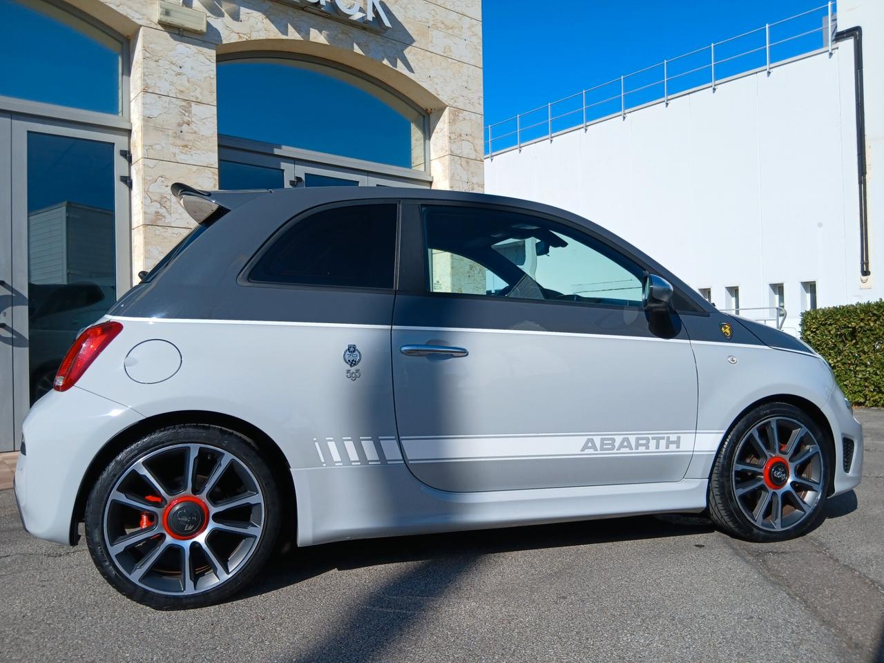 C330 - Abarth 595 1.4 Turbo T-Jet 165 CV Turismo 70°Anniversario