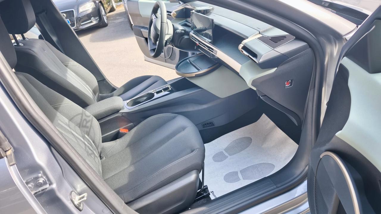 Lancia Ypsilon Hybrid e-DCT