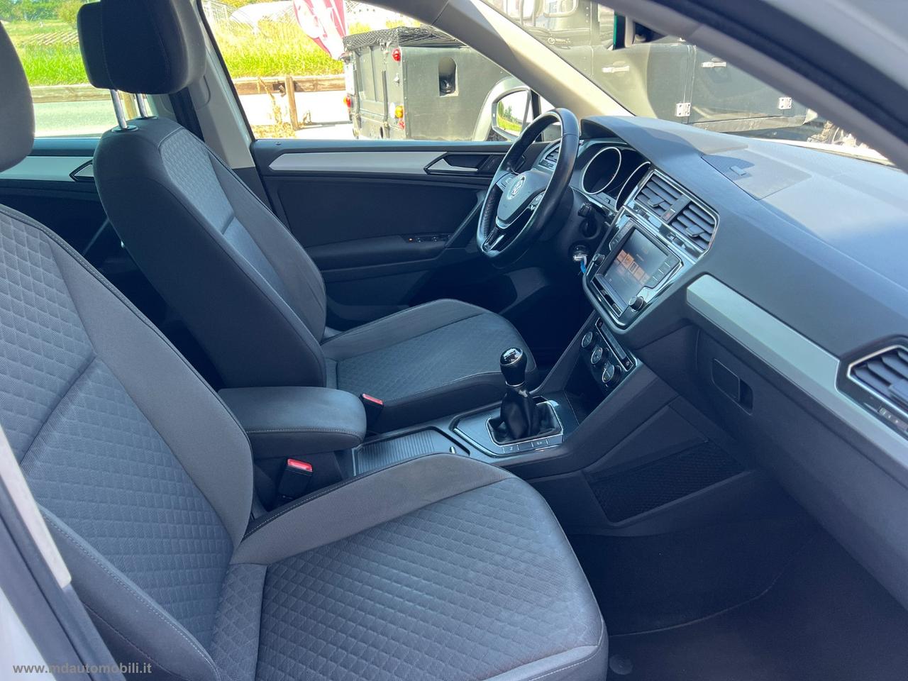 VOLKSWAGEN Tiguan 1.6 TDI Style BMT NAVI SENSORI STUPENDA