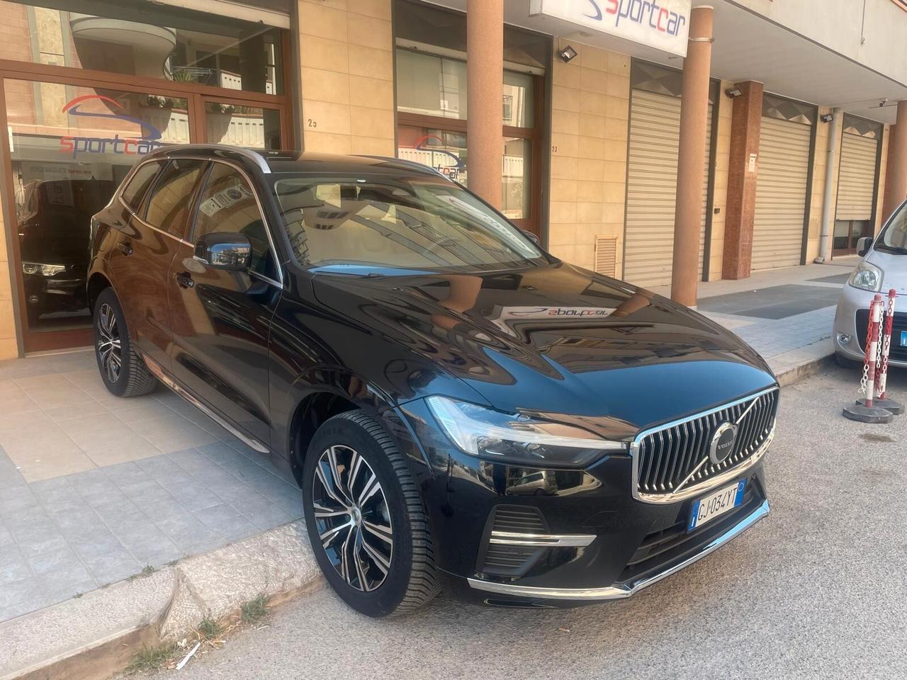 Volvo XC60 B4 (d) 197cv automatico INSCRIPTION PELLE NAVY LED 19