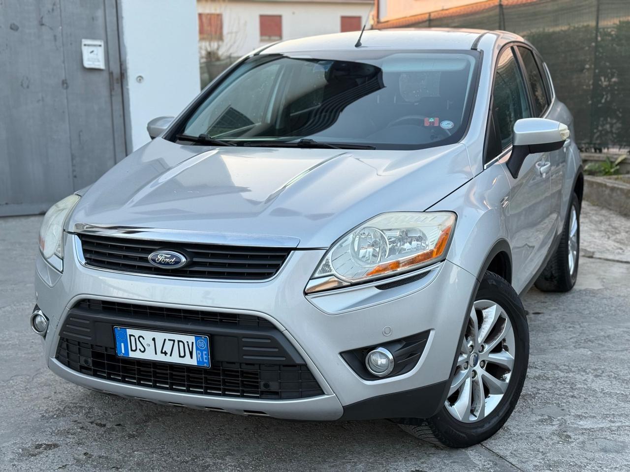 Ford Kuga 2.0 TDCi 4WD 4x4 Titanium SOLI 147 MILA KM