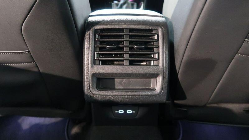 Volkswagen Golf Golf 1.5 tsi Evo 130cv R-Line