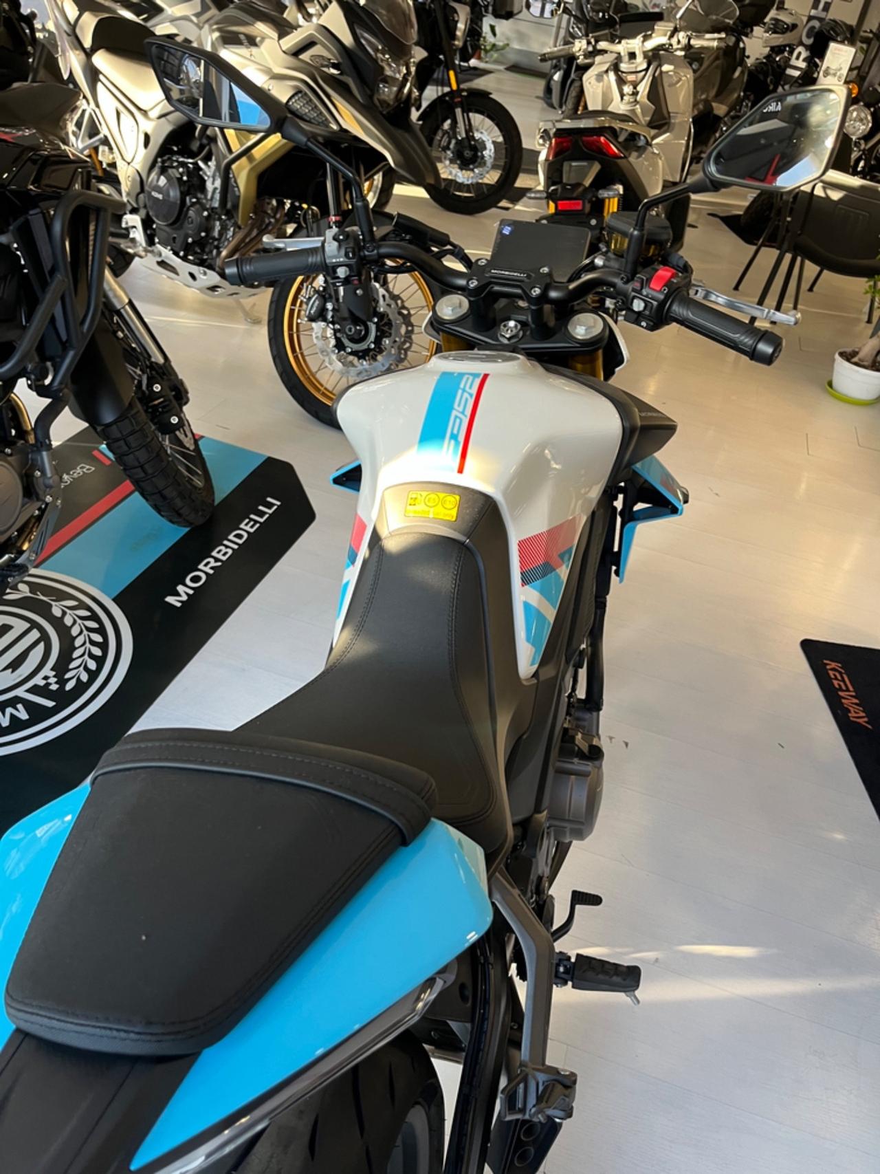 Nuova Morbidelli F352 (Patente A2) – Pronta Consegna / 3 Colori
